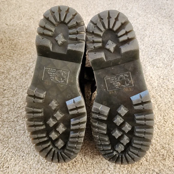 Dr. Martens Jadon Max Vegan Black Crushed Velvet Plaform Boots Ribbon Laces Sz 9 - Picture 6 of 12